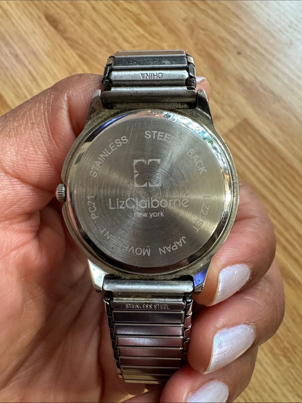 Liz Claiborne Silver Tone Crystal Bezel Watch 🔅 needs battery